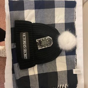Victoria secret hat and scarf